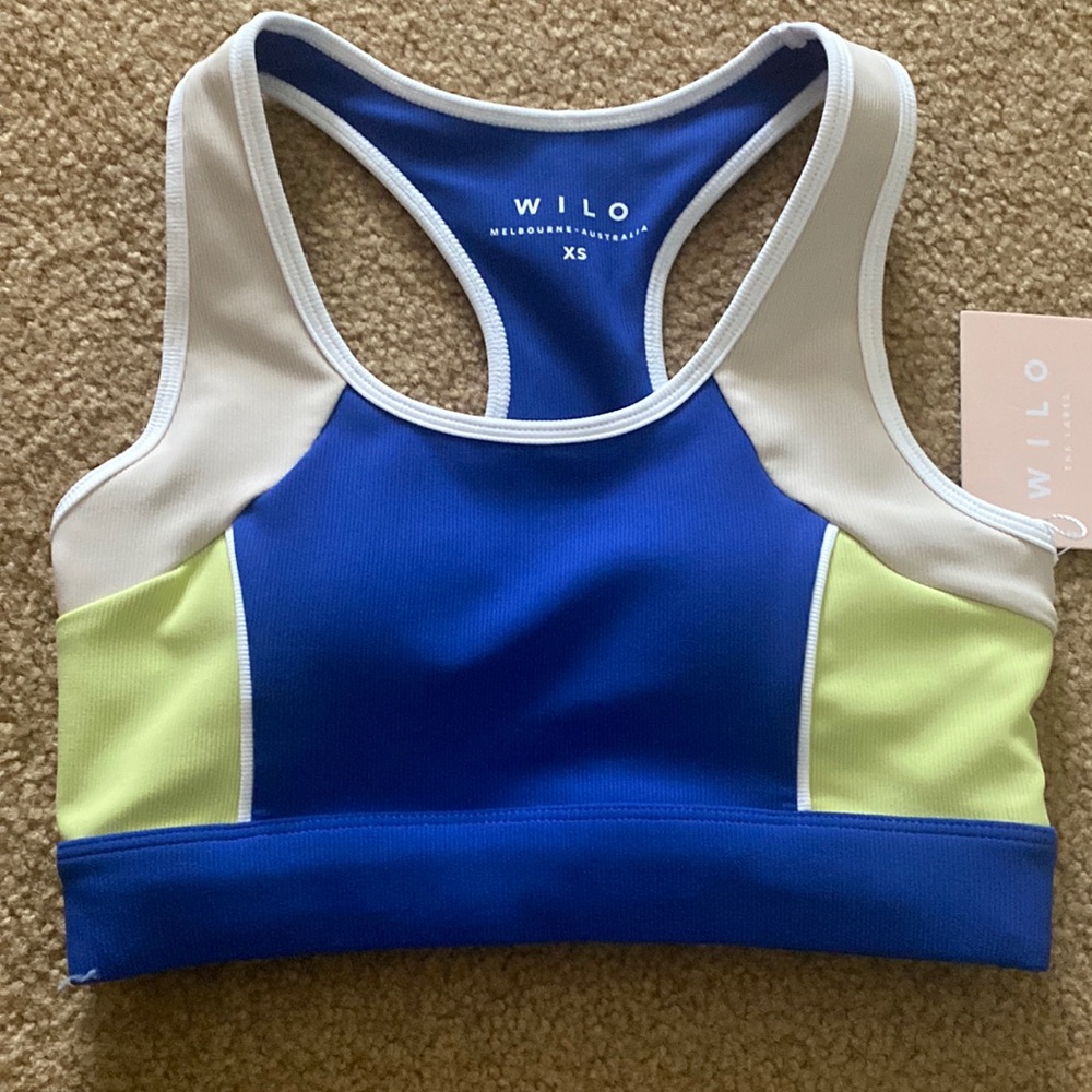 Wilo 2 piece Sports Bra and Leggings